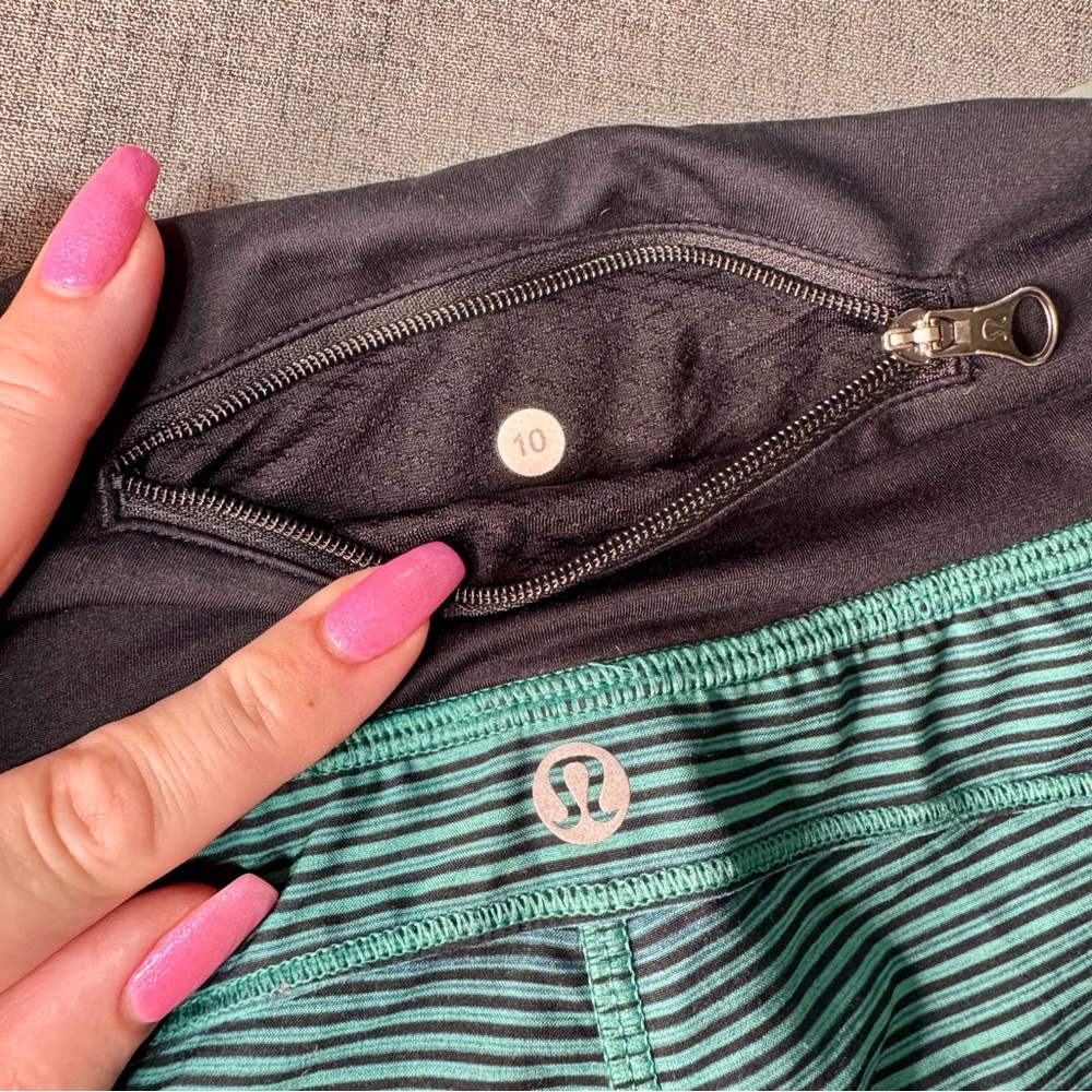 Lululemon Real Quick High Rise Athletic Shorts Simply Radiant Hunter Green Black - Picture 6 of 7